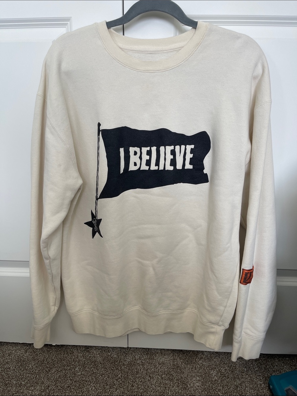 I Believe Graphic Crewneck Sweater - Cream